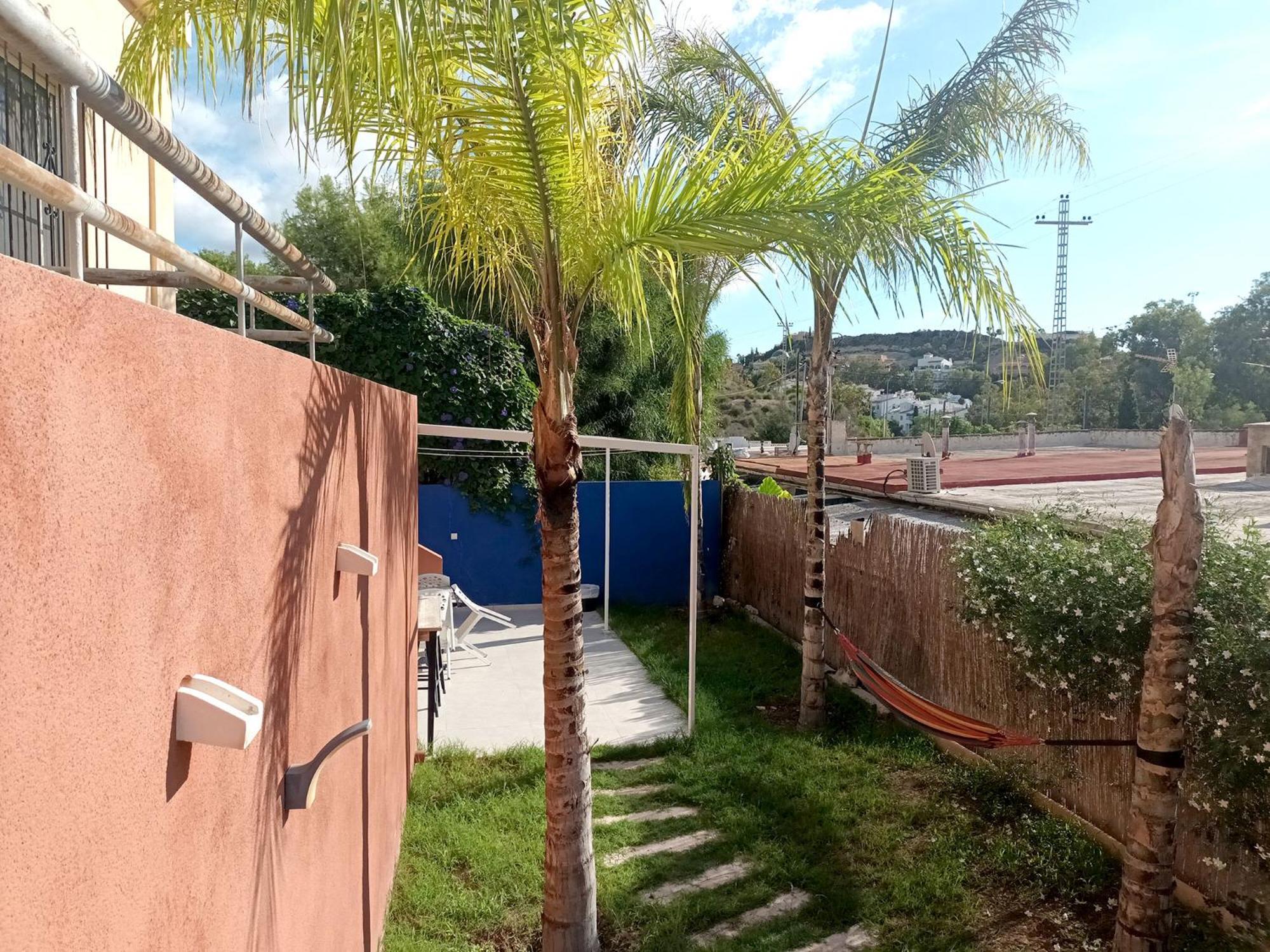 Guesthouse En Coveta Fuma- El Campello Exteriör bild